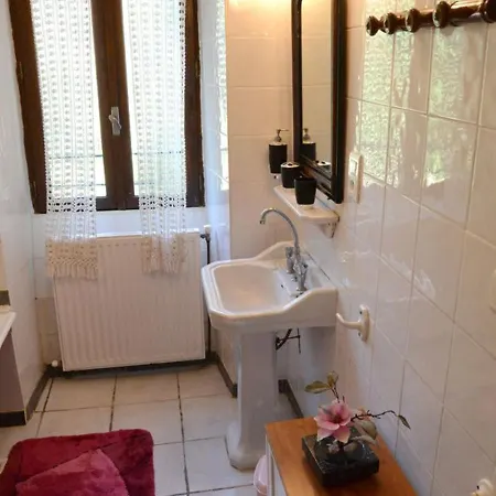 Ferienhaus Saint-igest, 8 Pieces, 12 Personnes - Fr-1-601-447 *